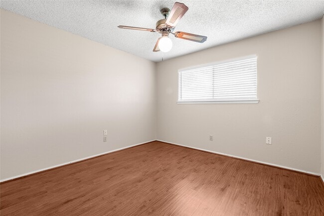 property at 22606 Elsinore Dr