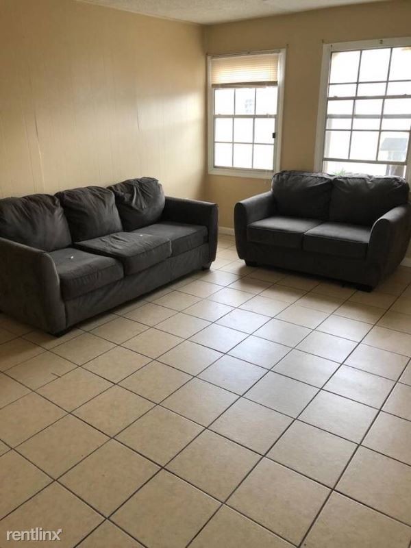 2777 L B McLeod Rd in Orlando, FL - Building Photo - Building Photo