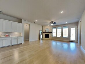 721 Precious Dr in Murphy, TX - Building Photo - Building Photo