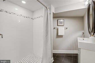 4606 Kansas Ave NW, Unit B in Washington, DC - Building Photo - Building Photo