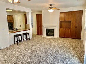 817 Lemieux Ln in Clovis, CA - Building Photo - Building Photo