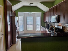 254 Maple Ln in Conroe, TX - Building Photo - Building Photo