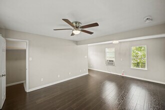 1205 Morris St in Houston, TX - Building Photo - Building Photo