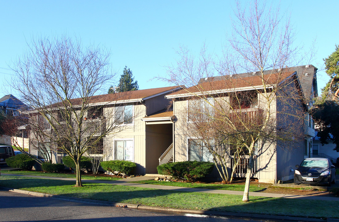 1001 N 6th St in Tacoma, WA - Building Photo