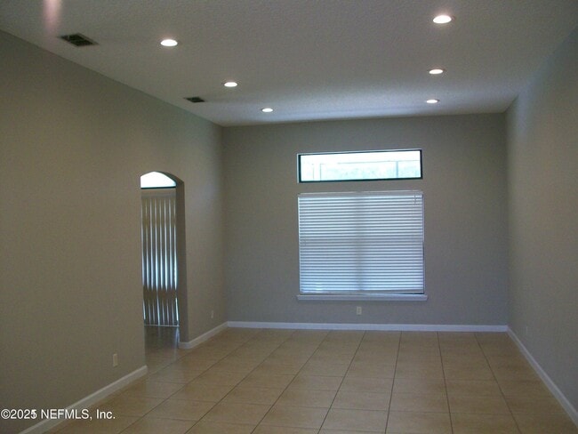 2185 Walkers Glen Ln in Jacksonville, FL - Building Photo - Building Photo