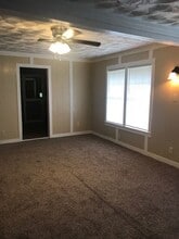506 Center St in Leesville, LA - Building Photo - Building Photo