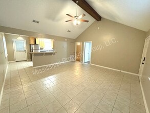 113 Twin Oaks Cove in Oxford, MS - Building Photo - Building Photo