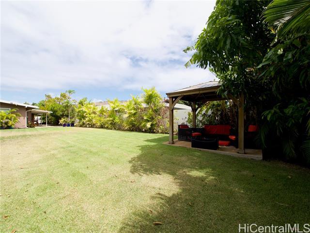 592 Poipu Dr in Honolulu, HI - Building Photo