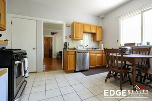 285 Market St in Boston, MA - Building Photo