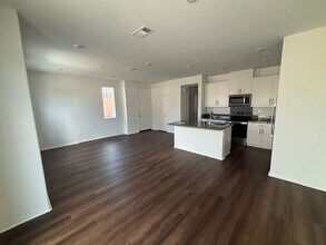 36351 Elizabeth Ln in Wildomar, CA - Building Photo - Building Photo