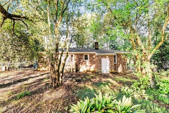 1906 Poplar Dr in Fayetteville, NC - Building Photo - Building Photo