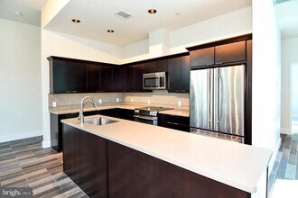 7809 Woodmont Ave in Bethesda, MD - Building Photo - Building Photo