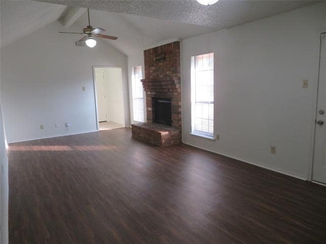 452 Finch Dr in Desoto, TX - Building Photo - Building Photo