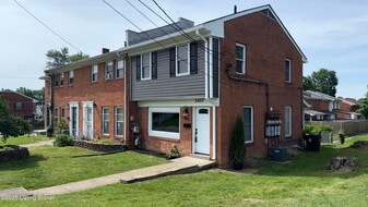 3407 Young Avenue6206 Elizabeth Ct in Louisville, KY - Building Photo