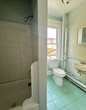 903 Hunterdon St, Unit 1 in Newark, NJ - Building Photo - Building Photo