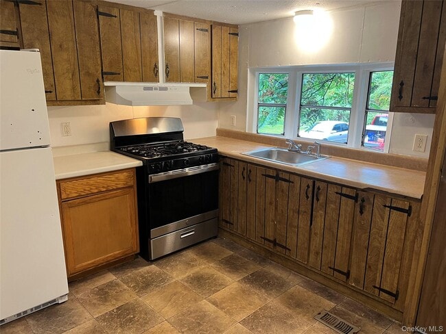 368 Union Ave in New Windsor, NY - Building Photo - Building Photo
