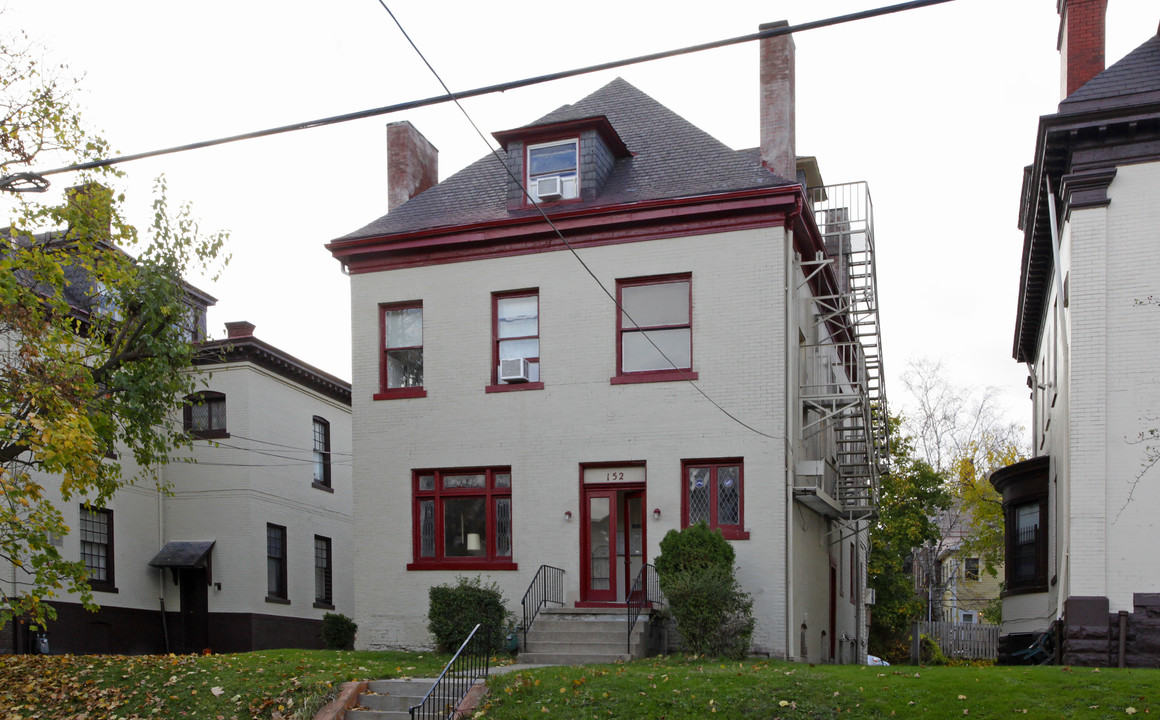 152 S Fairmount St in Pittsburgh, PA - Building Photo