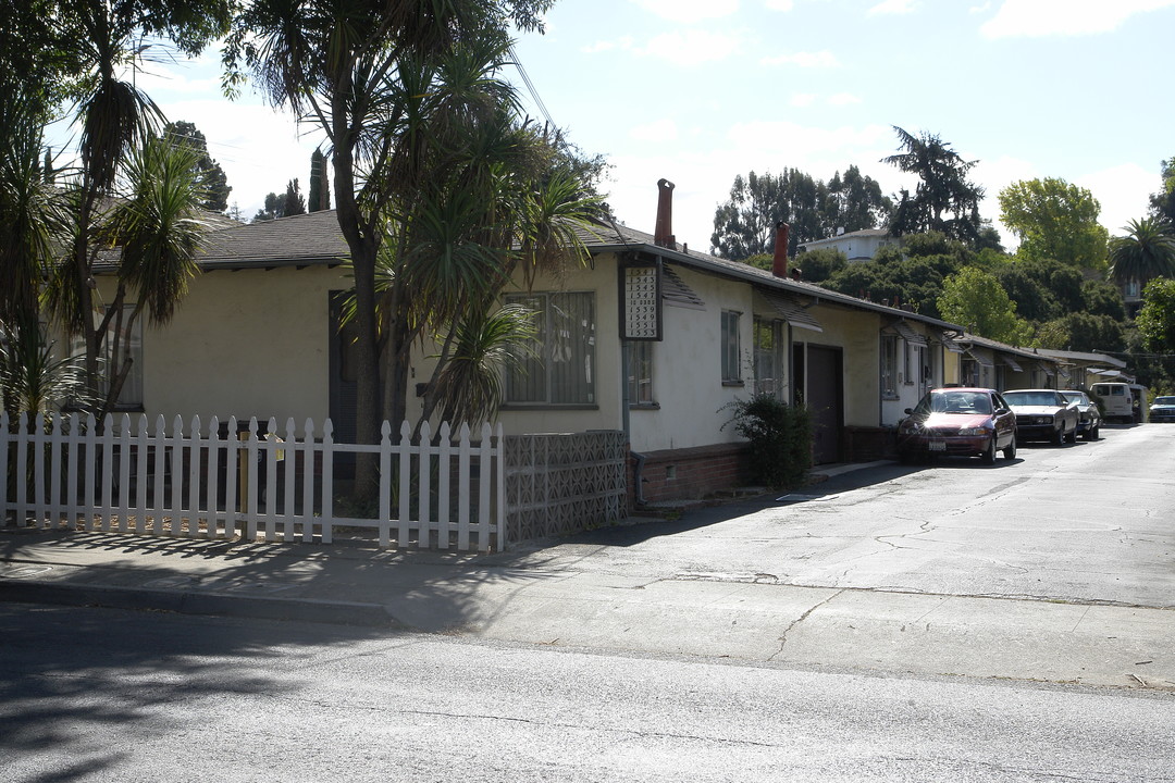 1539-1553 D St in Hayward, CA - Building Photo