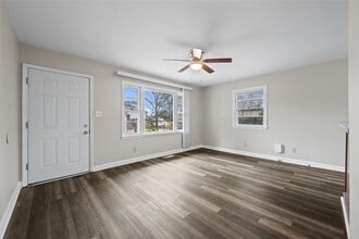 43 Sophia Dr in Jacksonville, NC - Building Photo - Building Photo