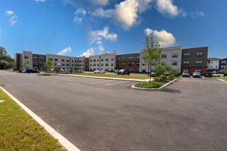 Proctor Place in Indianapolis, IN - Foto de edificio - Building Photo