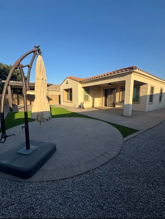 19954 W Lincoln St in Buckeye, AZ - Building Photo