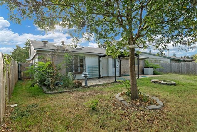 6104 Kelly Elliott Rd in Arlington, TX - Building Photo - Building Photo