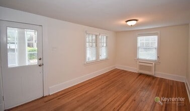 76 S Hamilton St in Doylestown, PA - Building Photo - Building Photo