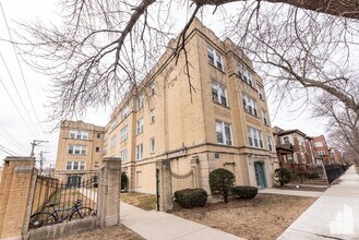 4414 N Whipple St in Chicago, IL - Building Photo - Building Photo