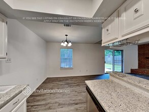 14 S White Pebble Ct in Spring, TX - Building Photo - Building Photo