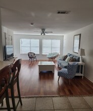 870 Marina Dr, Unit A in Slidell, LA - Foto de edificio - Building Photo