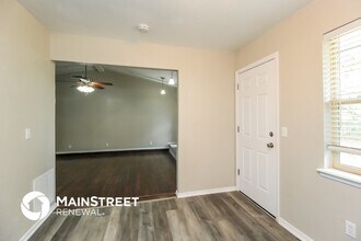 1101 S Avery Dr in Moore, OK - Building Photo - Building Photo