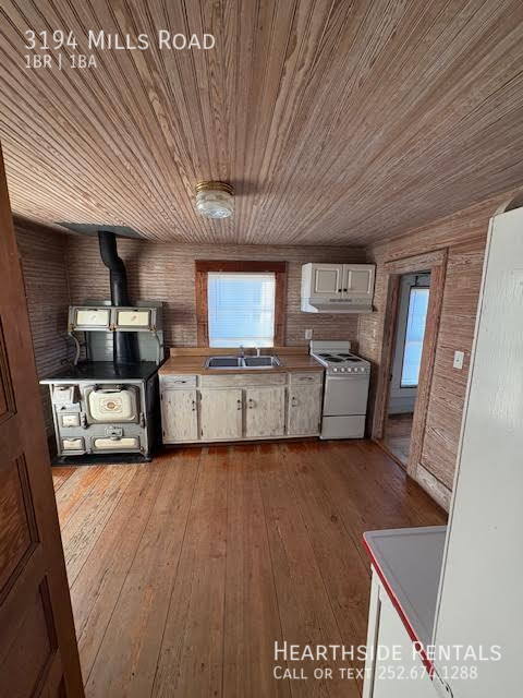 3194 Mills Rd in Greenville, NC - Foto de edificio - Building Photo