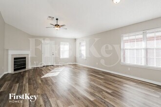 7341 Ironside Dr N in Jacksonville, FL - Building Photo - Building Photo