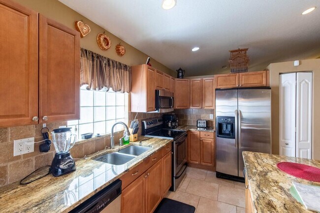 property at 10746 Oak Bend Way