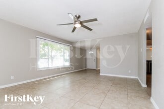 6836 S Terrace Rd, Unit 4044 in Tempe, AZ - Foto de edificio - Building Photo