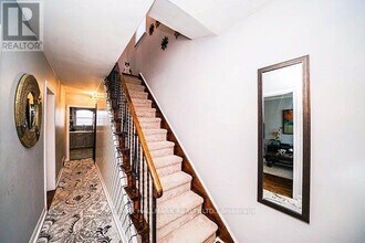 50 Gray Ave in Toronto, ON - Building Photo - Building Photo