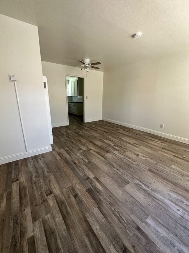 2700 N First St in Fresno, CA - Building Photo - Building Photo