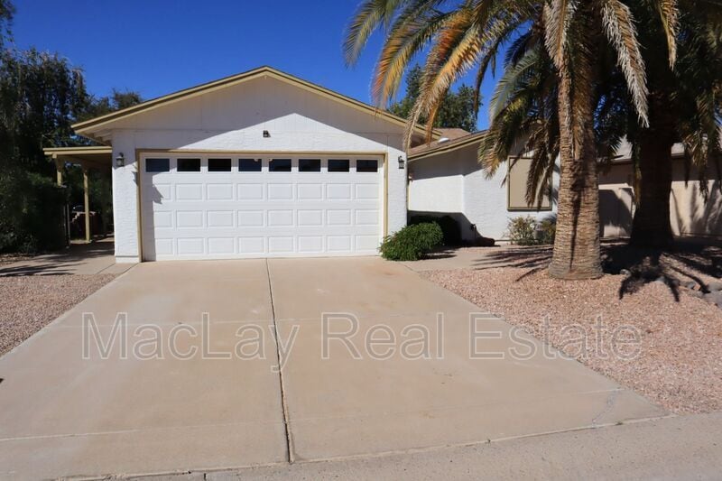 26618 S Pear Tree Dr in Sun Lakes, AZ - Building Photo