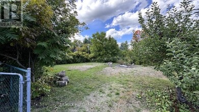 2153 Spring St in Innisfil, ON - Building Photo - Building Photo