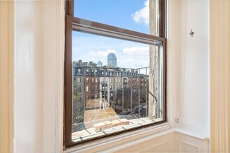 190 Beacon St in Boston, MA - Building Photo - Building Photo