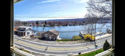 651 Jersey Ave, Unit 3 in Greenwood Lake, NY - Foto de edificio - Building Photo