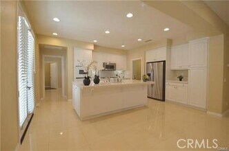 172 Sanctuary in Irvine, CA - Building Photo - Building Photo