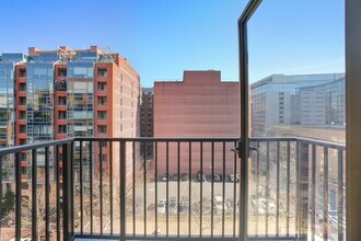 1001 L St NW, Unit 704 in Washington, DC - Building Photo - Building Photo