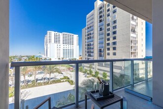 777 N Ocean Dr in Hollywood, FL - Building Photo - Building Photo