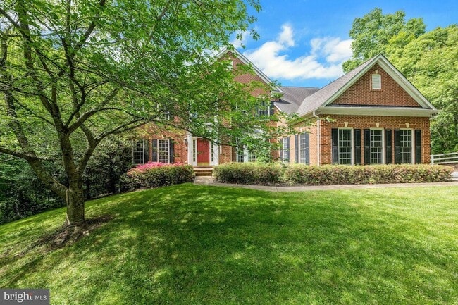 property at 14263 Howard Rd