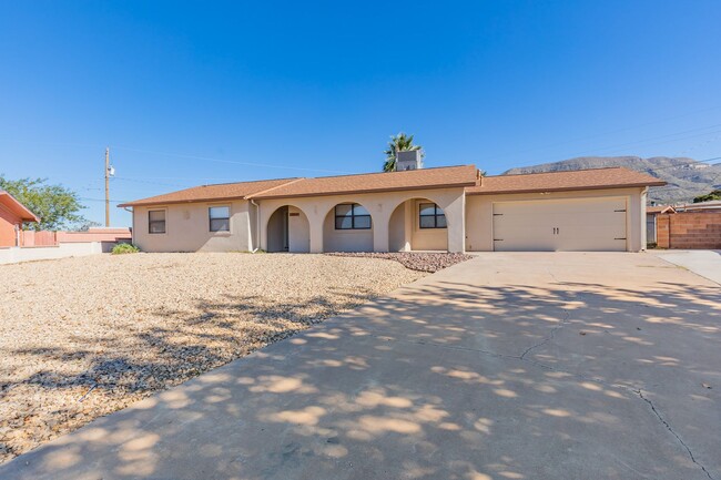 property at 2514 Yale Ave