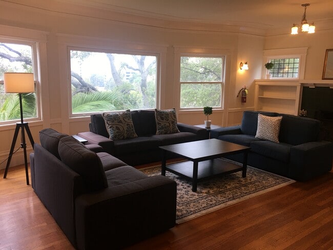 property at 3263 Kempton Ave