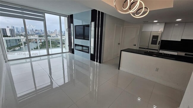 1861 NW N River Dr in Miami, FL - Building Photo - Building Photo