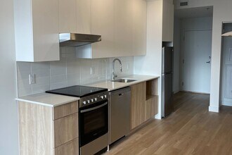 1230 R. Bishop in Montréal, QC - Building Photo - Building Photo