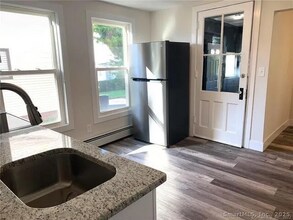 19 Madison St in New Britain, CT - Building Photo - Building Photo